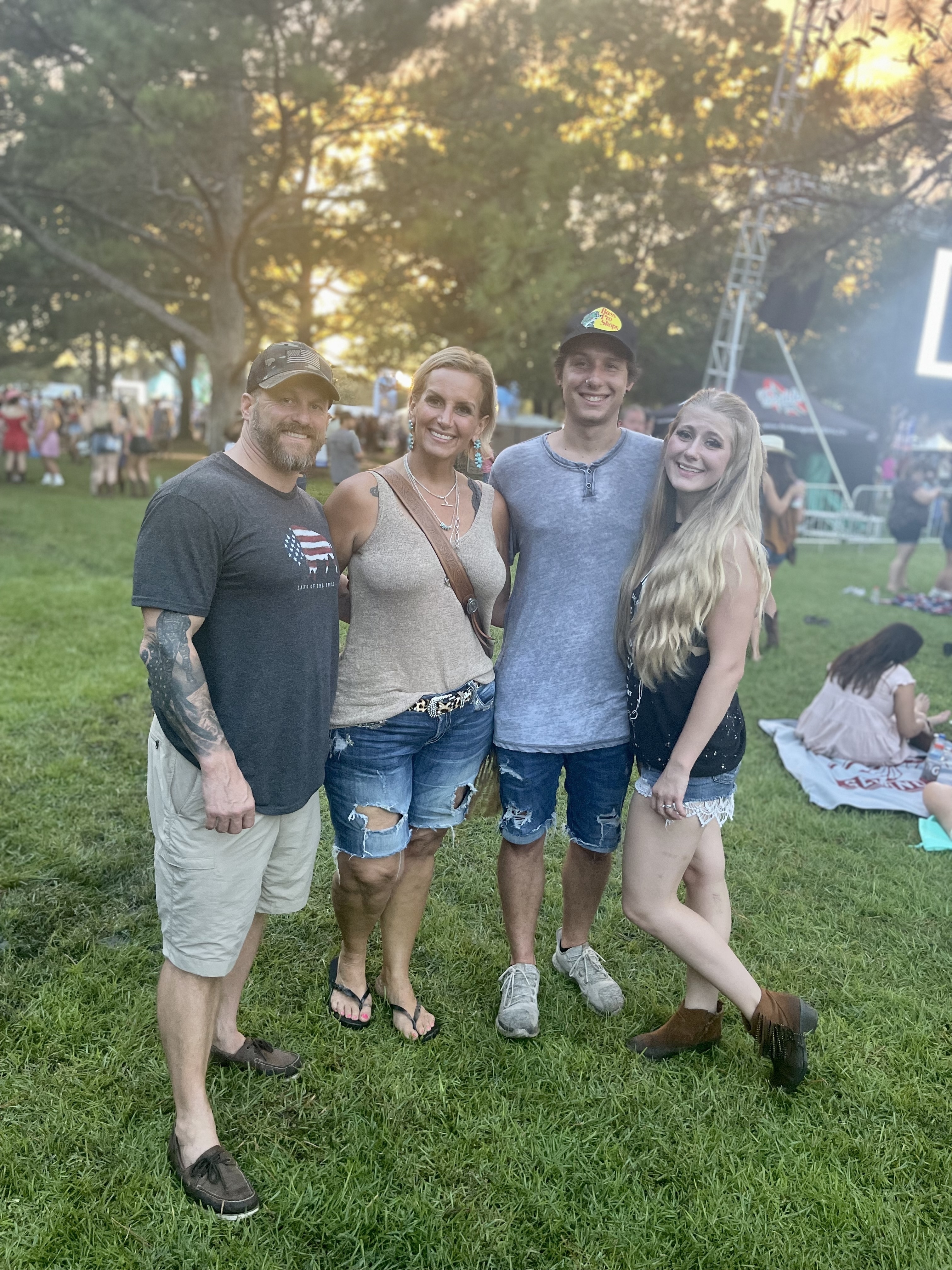 Rock the Roost - With Luke Bryan and Riley Green
