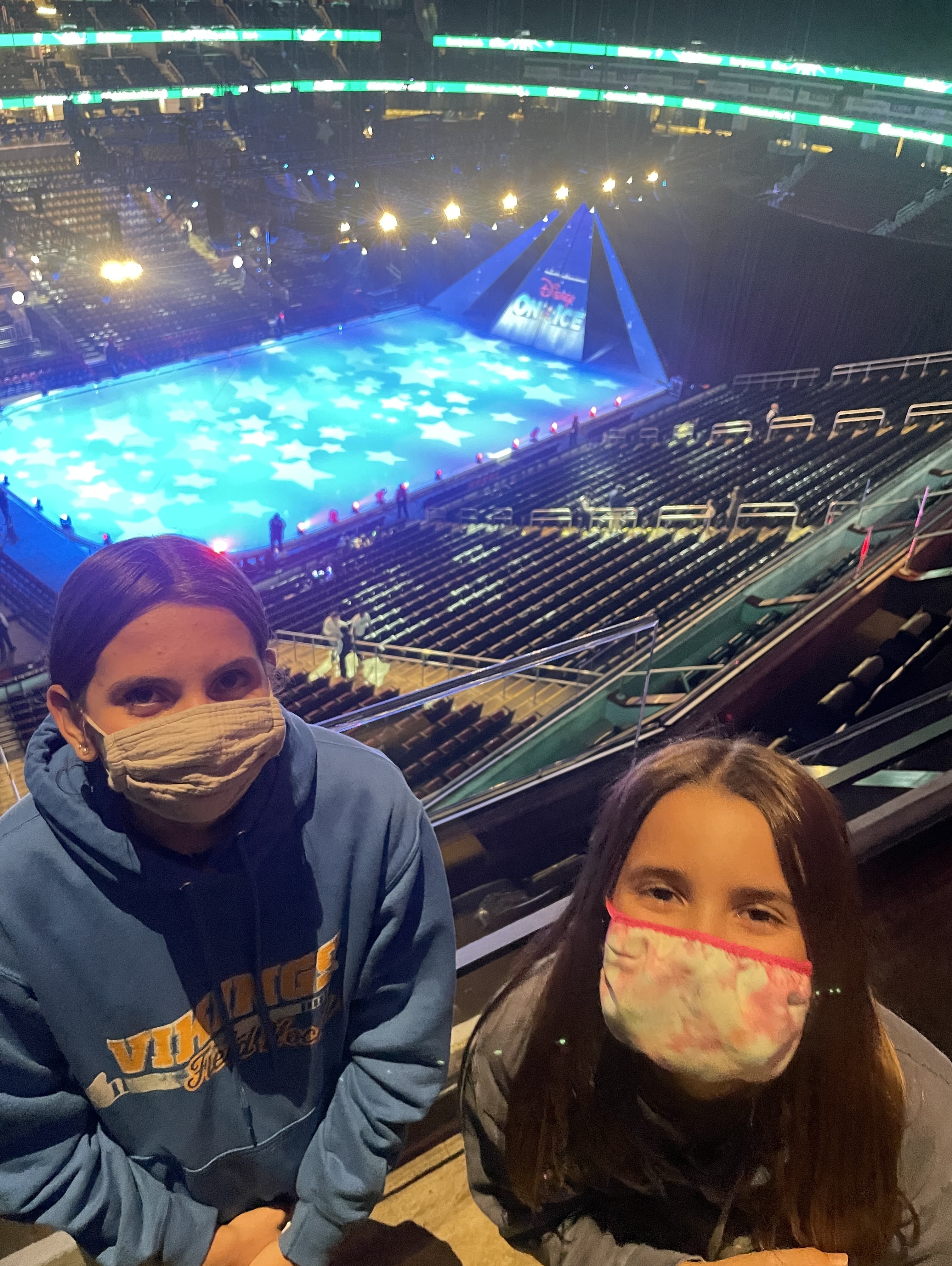 Disney on Ice Presents Frozen & Encanto