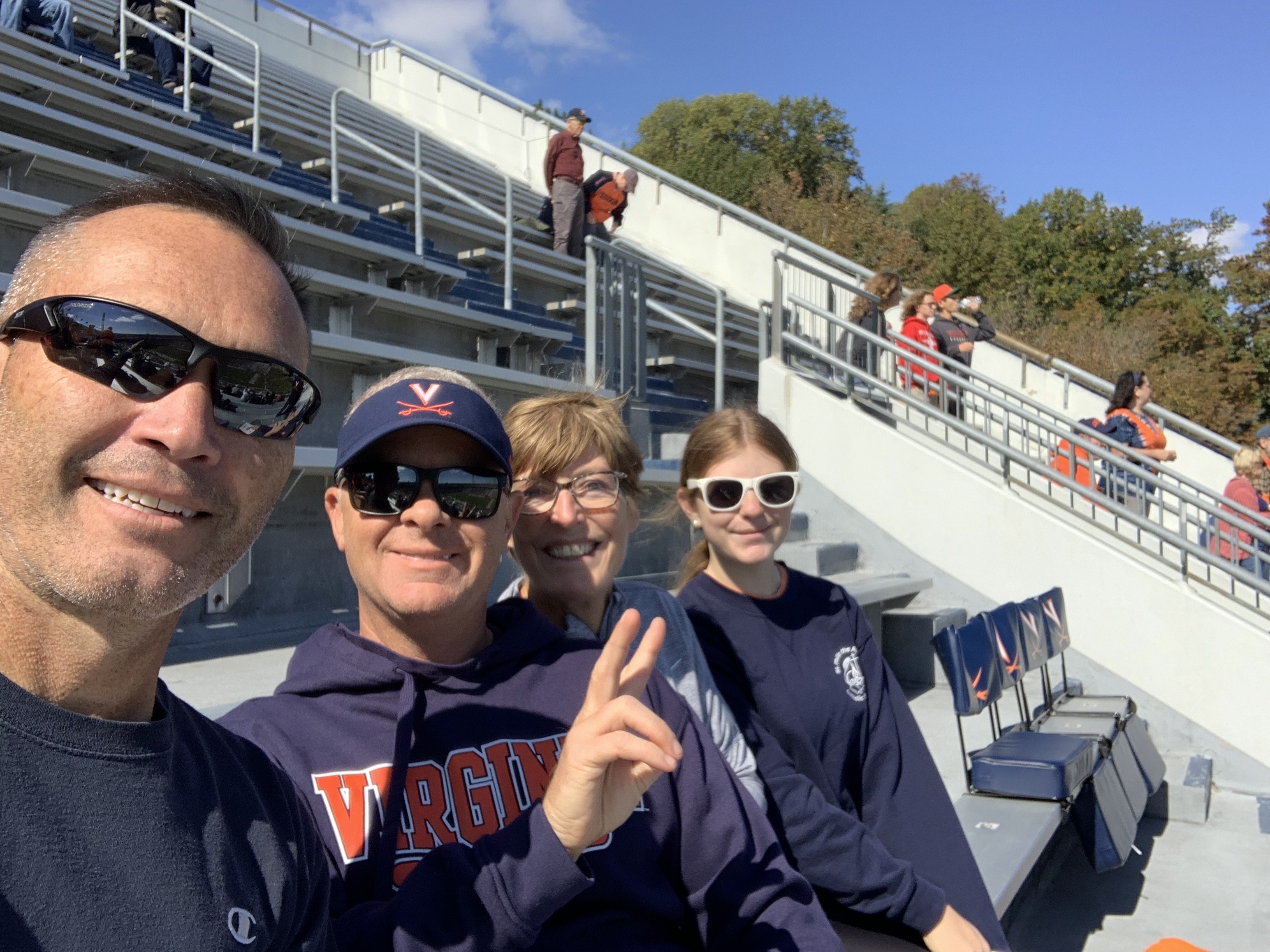Virginia Cavaliers - NCAA Football vs Louisville Cardinals