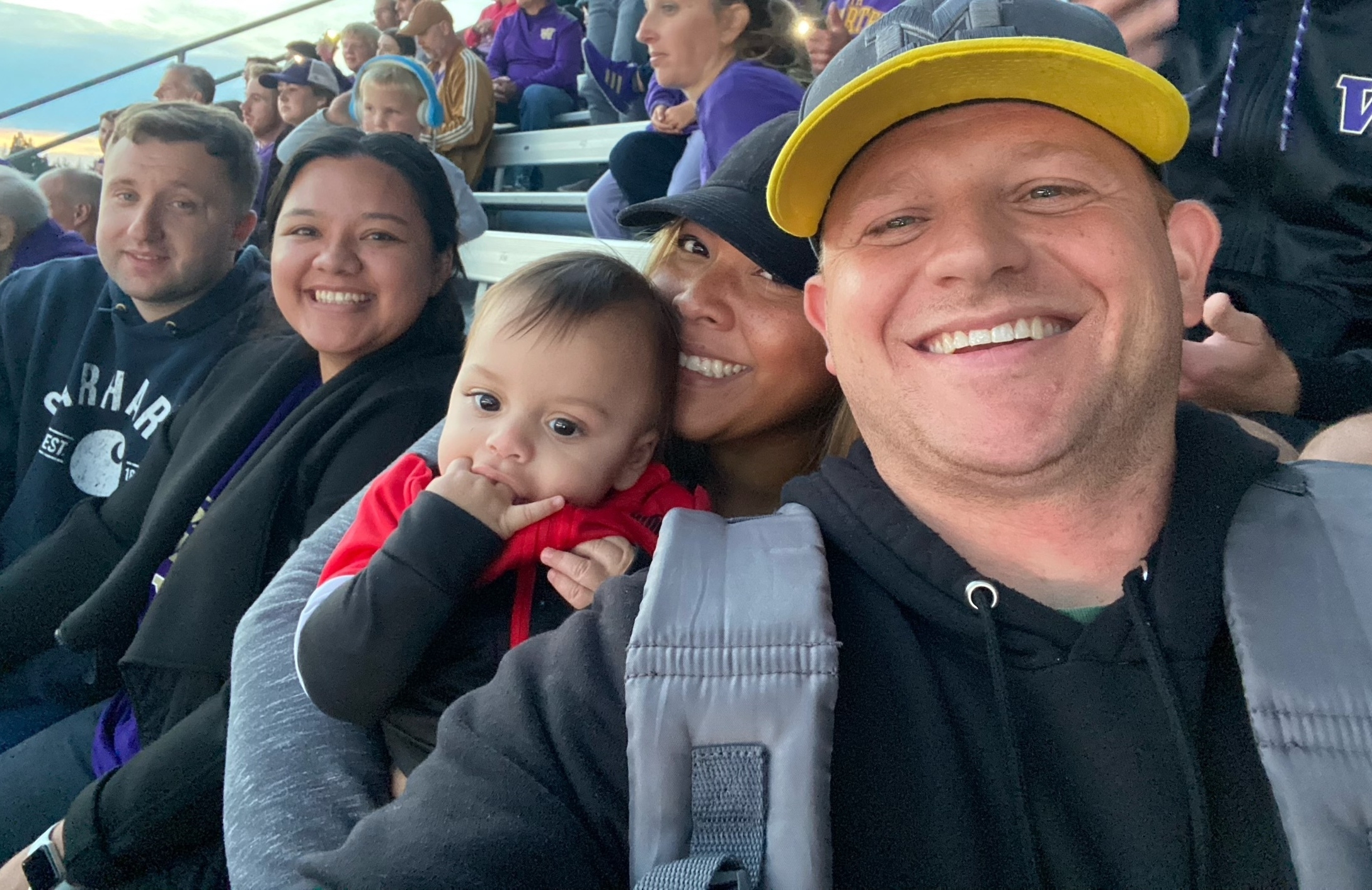 Washington Huskies - NCAA Football vs Michigan State University