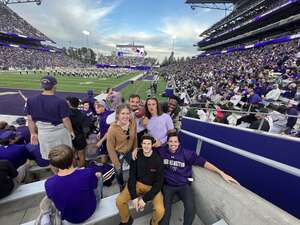 Washington Huskies - NCAA Football vs Michigan State University