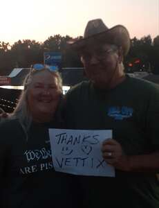 Zac Brown Band: Out in the Middle Tour