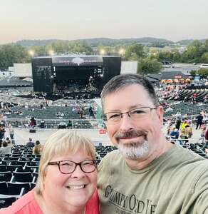 Zac Brown Band: Out in the Middle Tour