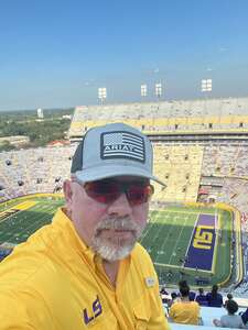 Louisiana State University Tigers - NCAA Football vs University of New Mexico