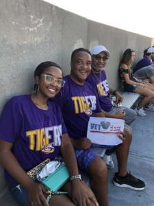 Louisiana State University Tigers - NCAA Football vs University of New Mexico