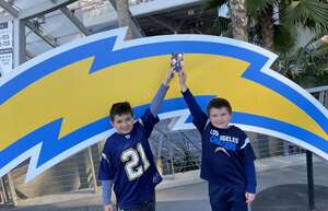 Los Angeles Chargers - NFL vs Tennessee Titans