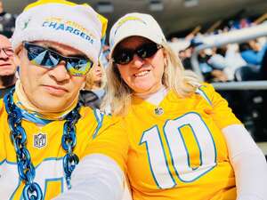 Los Angeles Chargers - NFL vs Tennessee Titans