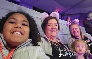 Disney on Ice Presents Let's Celebrate