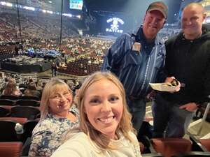 Kenny Chesney: I Go Back Tour