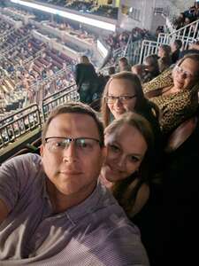 Kenny Chesney: I Go Back Tour