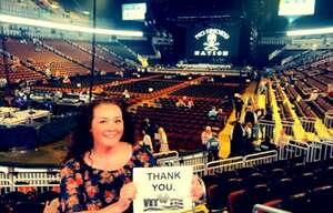 Kenny Chesney: I Go Back Tour