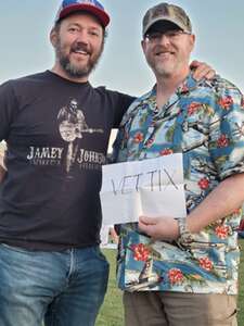 KNIX BBQ Beer & Music Festival