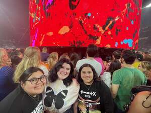 Ed Sheeran: +-=/x Tour