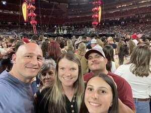 Ed Sheeran: +-=/x Tour