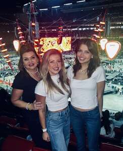 Ed Sheeran: +-=/x Tour