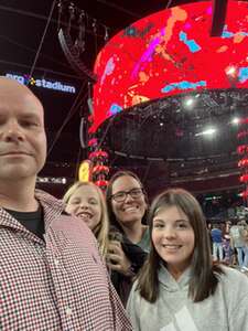 Ed Sheeran: +-=/x Tour