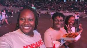 Ed Sheeran: +-=/x Tour