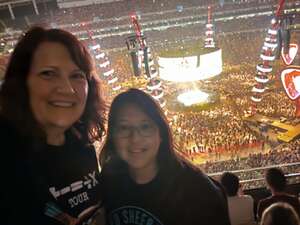 Ed Sheeran: +-=/x Tour