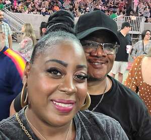 Ed Sheeran: +-=/x Tour