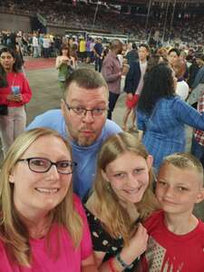 Ed Sheeran: +-=/x Tour