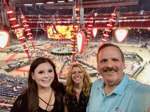 Ed Sheeran: +-=/x Tour