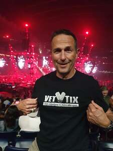 Ed Sheeran: +-=/x Tour