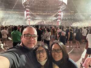 Ed Sheeran: +-=/x Tour