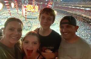 Ed Sheeran: +-=/x Tour