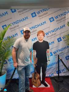 Ed Sheeran: +-=/x Tour