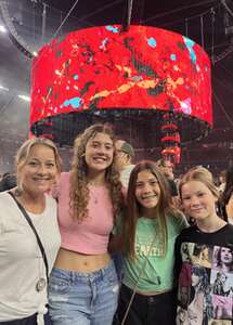 Ed Sheeran: +-=/x Tour