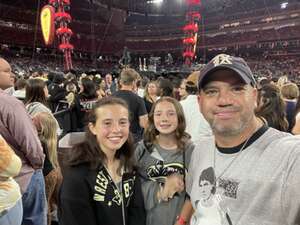 Ed Sheeran: +-=/x Tour