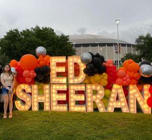 Ed Sheeran: +-=/x Tour