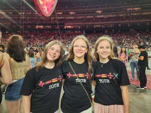 Ed Sheeran: +-=/x Tour