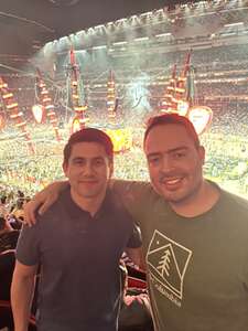 Ed Sheeran: +-=/x Tour