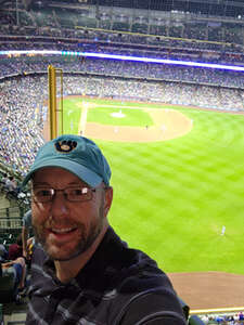 Milwaukee Brewers - MLB vs Chicago Cubs