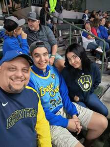 Milwaukee Brewers - MLB vs Chicago Cubs