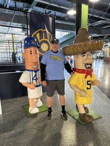 Milwaukee Brewers - MLB vs Chicago Cubs