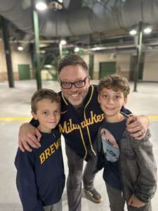 Milwaukee Brewers - MLB vs Chicago Cubs