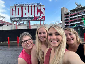 Ed Sheeran: +-=/x Tour