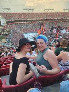 Ed Sheeran: +-=/x Tour