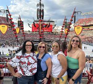 Ed Sheeran: +-=/x Tour