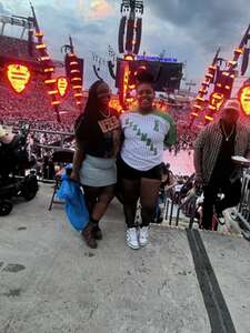 Ed Sheeran: +-=/x Tour