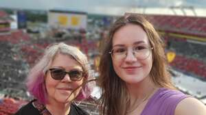 Ed Sheeran: +-=/x Tour