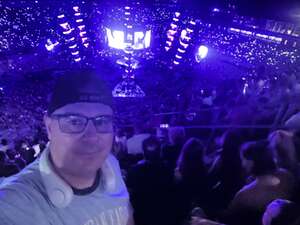 Ed Sheeran: +-=/x Tour