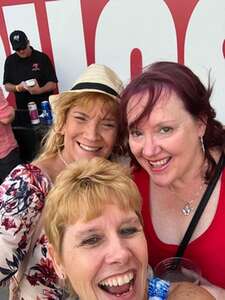 Ed Sheeran: +-=/x Tour