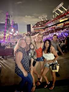 Ed Sheeran: +-=/x Tour