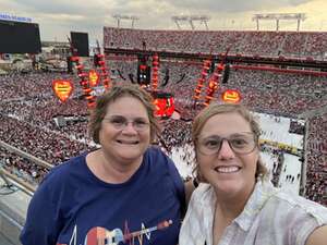 Ed Sheeran: +-=/x Tour