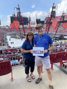 Ed Sheeran: +-=/x Tour