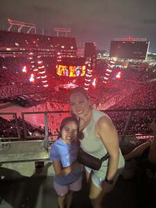 Ed Sheeran: +-=/x Tour