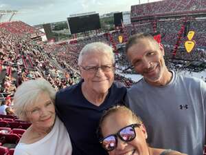 Ed Sheeran: +-=/x Tour